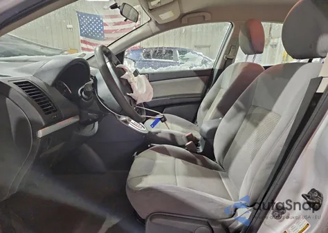 2010 Nissan Sentra 2.0 z USA, uszkodzony, nr VIN 3N1AB6AP6AL678868